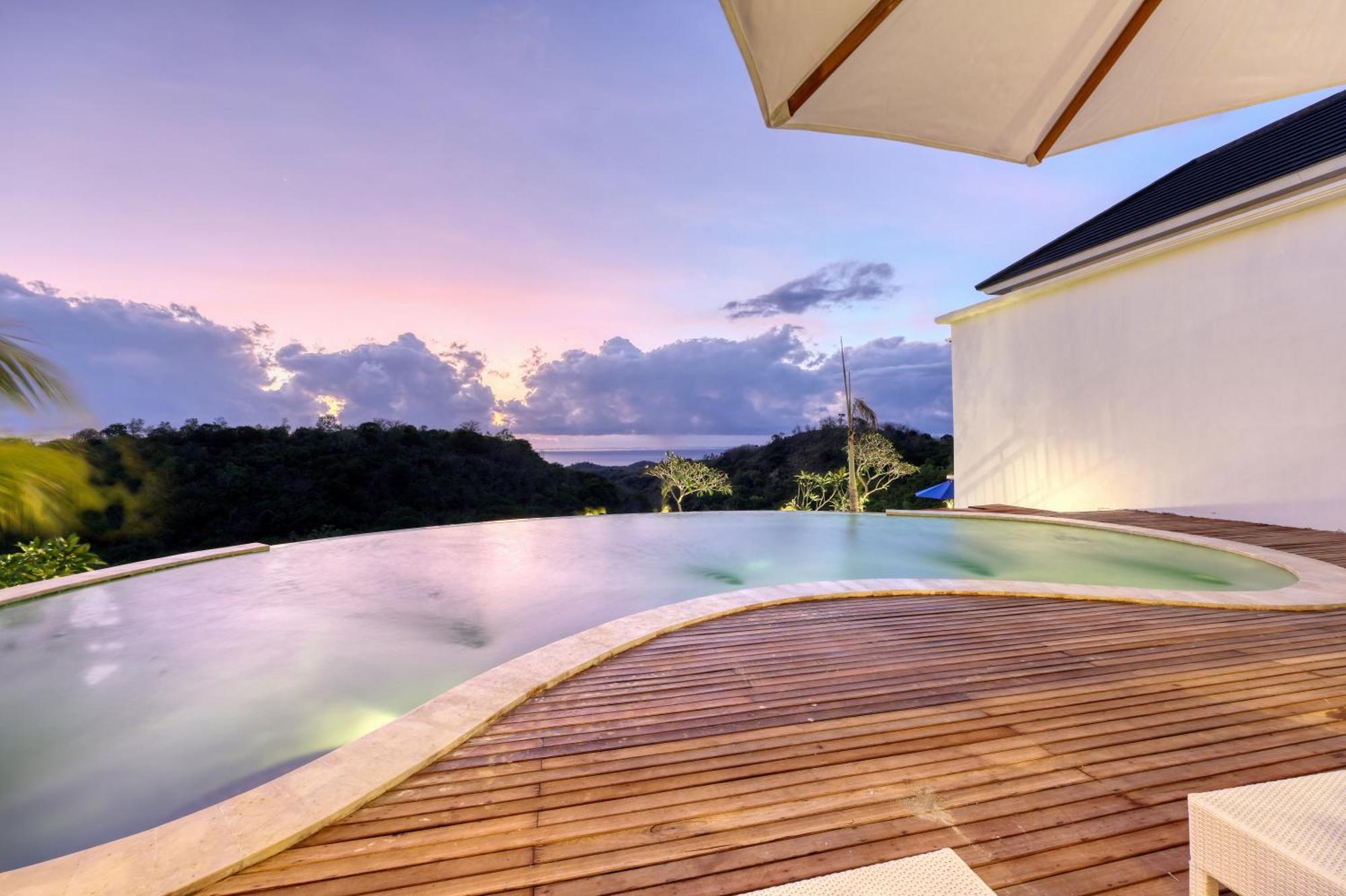Kelingking Parama Resort Batumadeg ภายนอก รูปภาพ