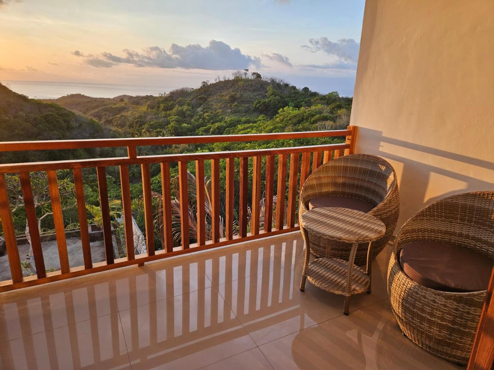 Kelingking Parama Resort Batumadeg ภายนอก รูปภาพ